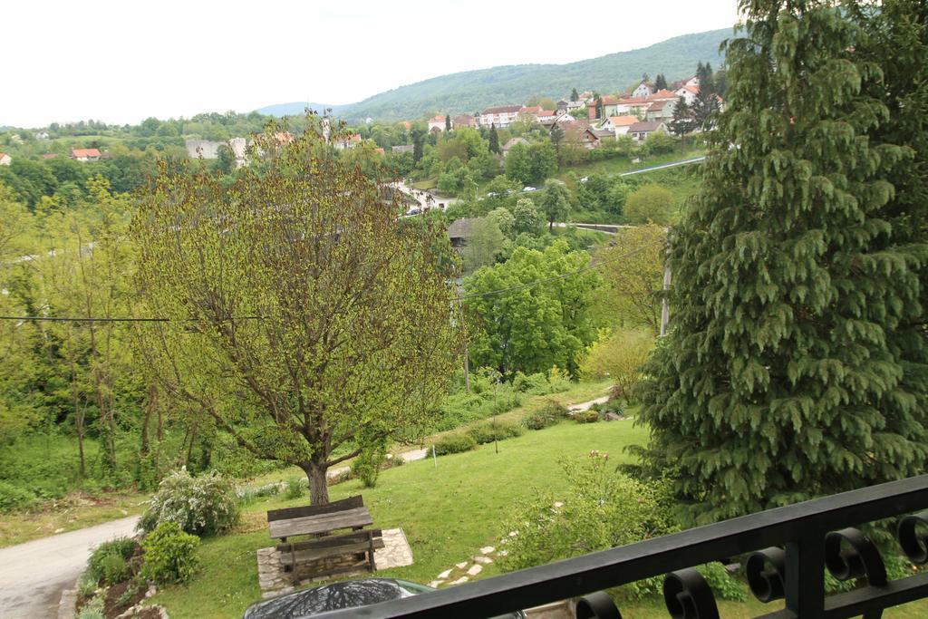 Apartments Strmac Slunj Buitenkant foto