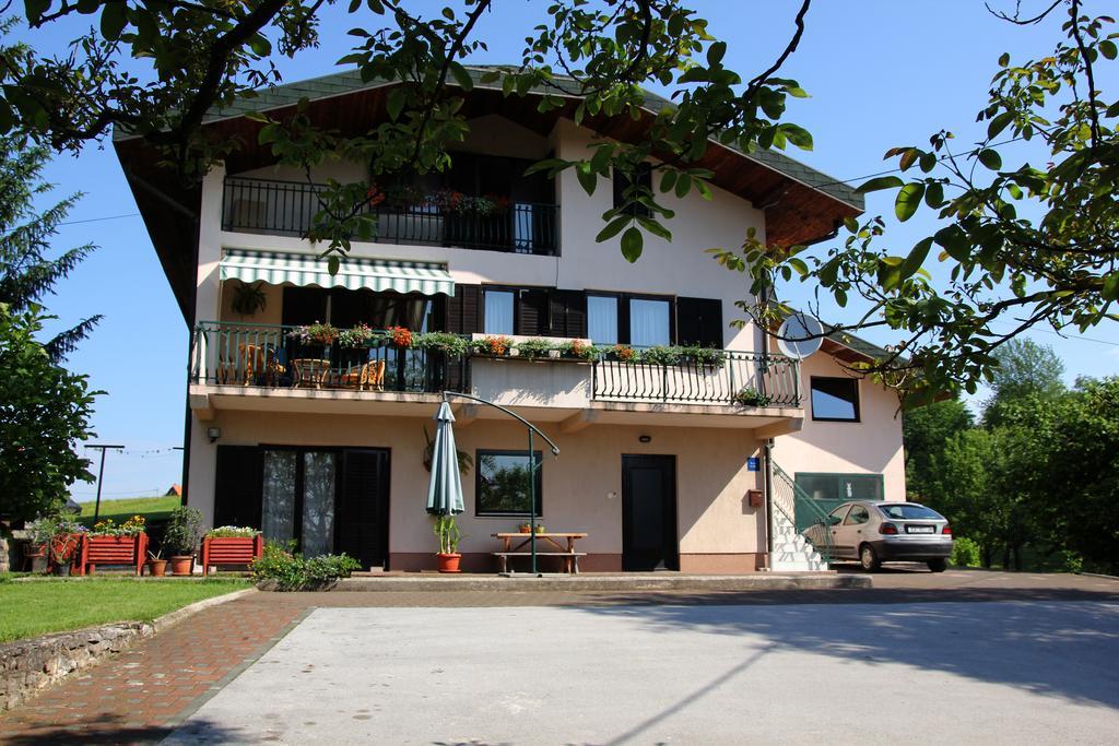 Apartments Strmac Slunj Buitenkant foto